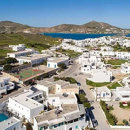 Hotel Boutique By Naoussa Hills Adults Only 4*