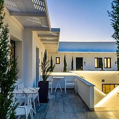 Hotel Boutique By Naoussa Hills Adults Only