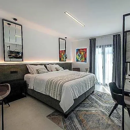 Boutique By Naoussa Hills Adults Only Hotel 4*